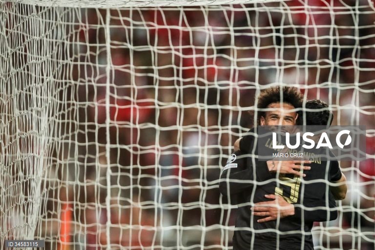 Benfica perde com Bayern Munique por 4-0 em jogo da Liga dos Campeões de futebol