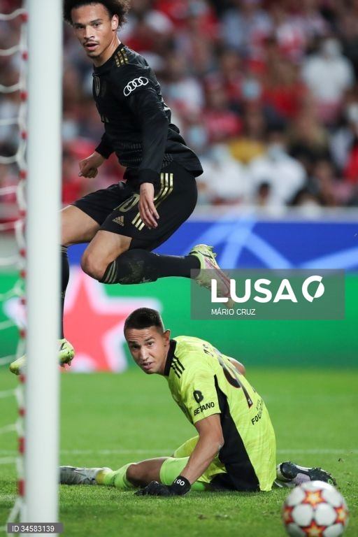 Benfica perde com Bayern Munique por 4-0 em jogo da Liga dos Campeões de futebol