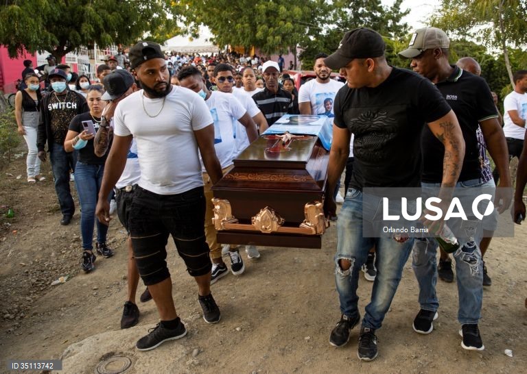 Funeral de uma das vítimas do acidente rodoviário em Chiapas