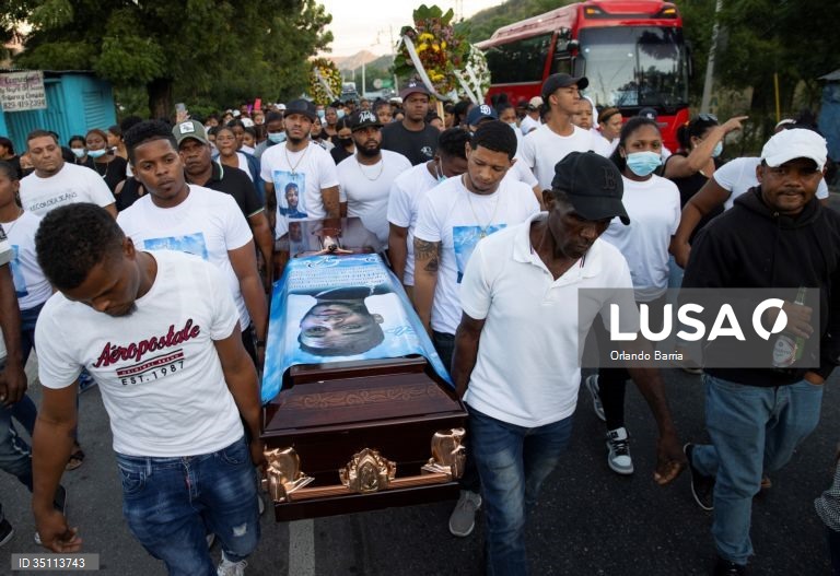 Funeral de uma das vítimas do acidente rodoviário em Chiapas