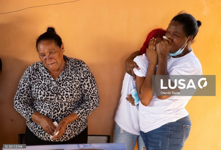 Funeral de uma das vítimas do acidente rodoviário em Chiapas
