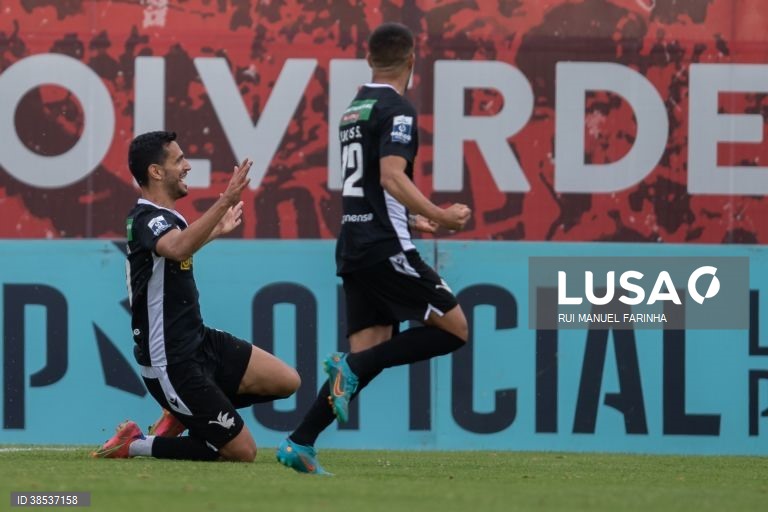 Futebol: Casa Pia vence Leixões e sobe à I Liga