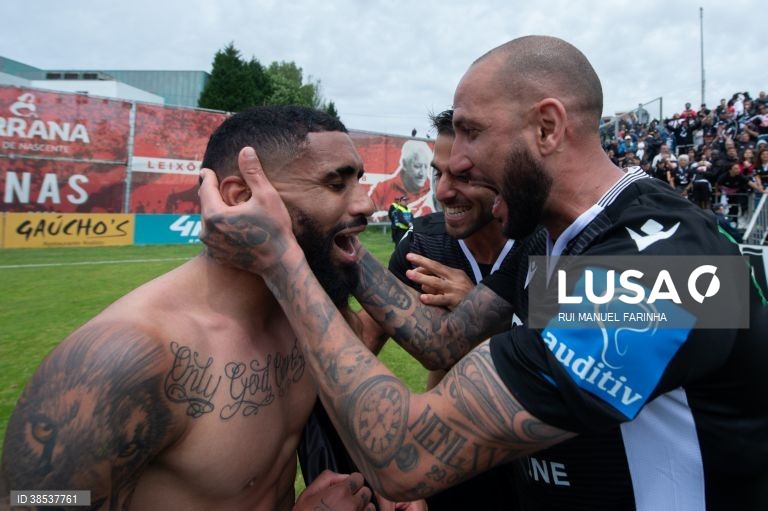 Futebol: Casa Pia vence Leixões e sobe à I Liga