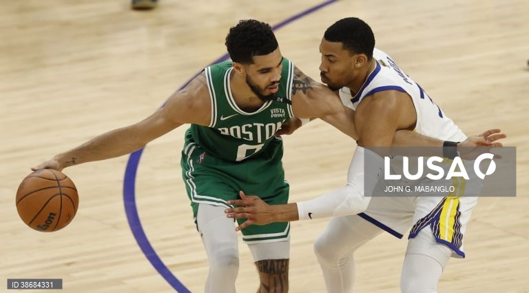 NBA: Golden State Warriors vs Boston Celtics
