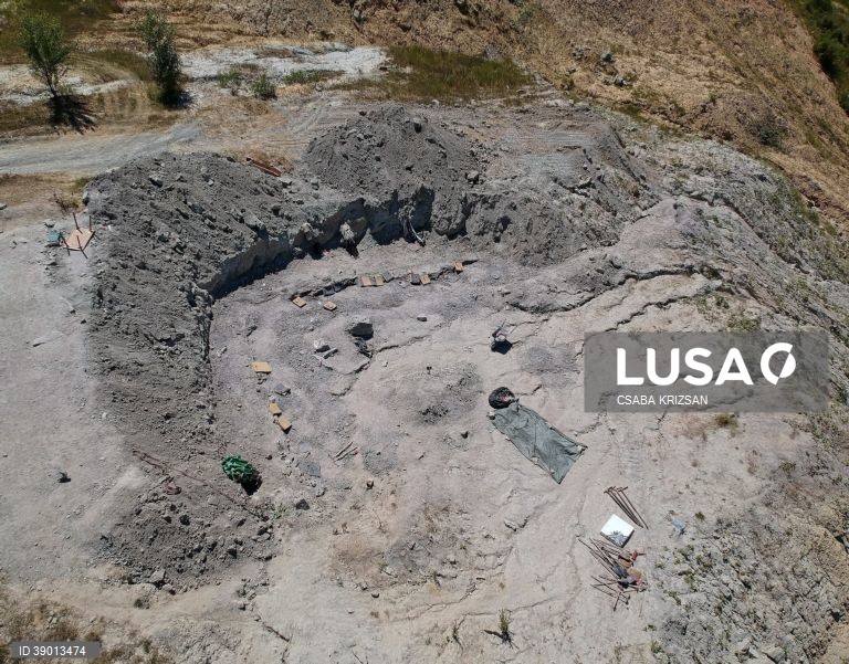 Hungria: escavações arqueológicas nas Montanhas Bakony