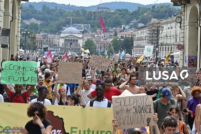 Turim: Manifestação Fridays for Future 
