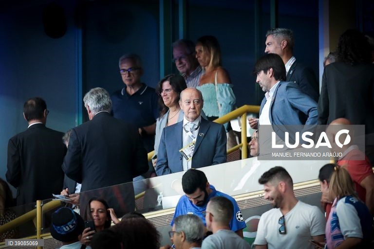 FC Porto conquista Supertaça Cândido de Oliveira ao vencer Tondela por 3-0