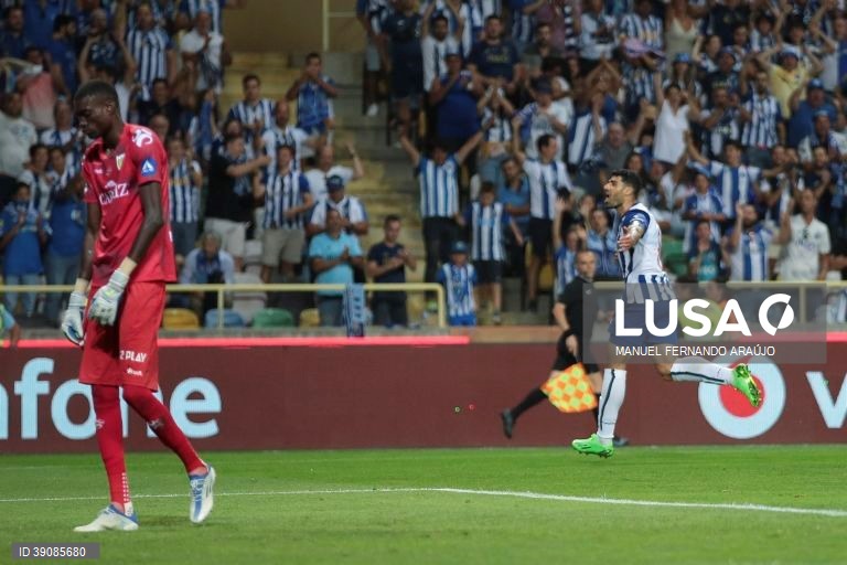 FC Porto conquista Supertaça Cândido de Oliveira ao vencer Tondela por 3-0