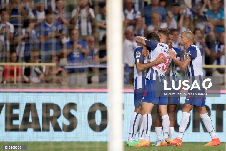 FC Porto conquista Supertaça Cândido de Oliveira ao vencer Tondela por 3-0