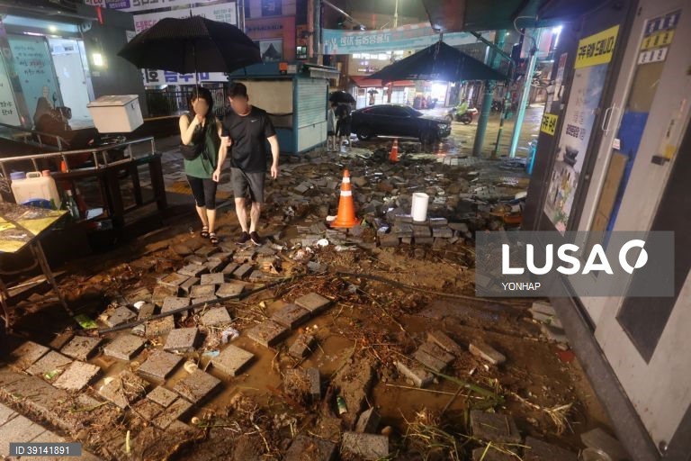 Cheias na Coreia do Sul