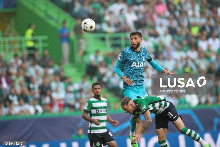 Sporting vence Tottenham, por 2-0, em jogo da Liga dos Campeões de futebol
