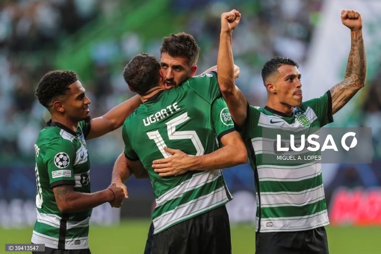 Sporting vence Tottenham, por 2-0, em jogo da Liga dos Campeões de futebol