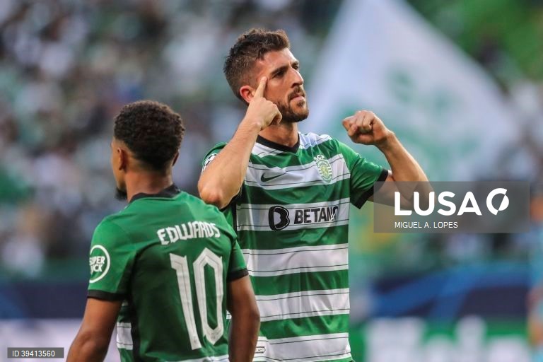 Sporting vence Tottenham, por 2-0, em jogo da Liga dos Campeões de futebol