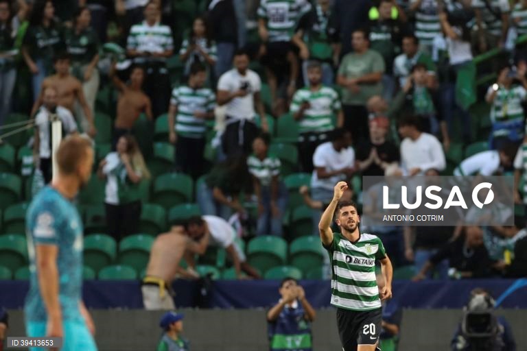 Sporting vence Tottenham, por 2-0, em jogo da Liga dos Campeões de futebol