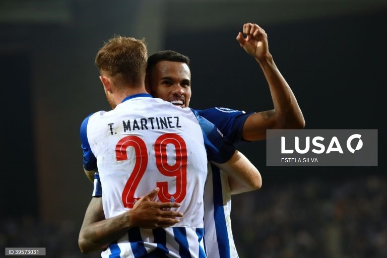 FC Porto vence por 2-0 Bayer Leverkusen em jogo da Liga dos Campeões de futebol
