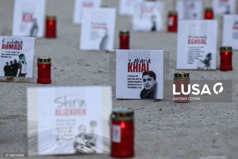 Manifestação "O Vosso Silêncio = A Morte Deles" em Lisboa