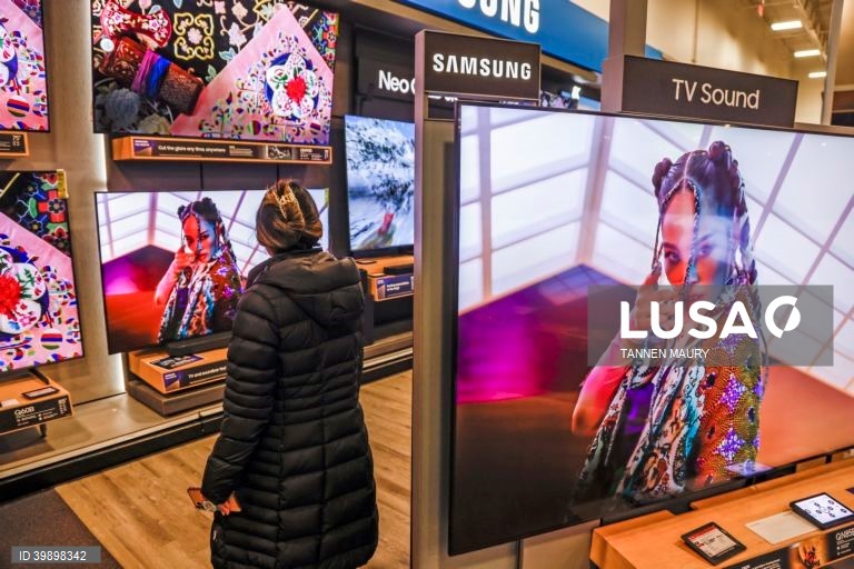 "Black Friday" na última sexta-feira de novembro, inaugura o período de compras de Natal com grandes descontos 