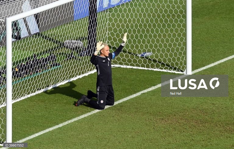 Mundial Qatar 2022: Japão vs Costa Rica.