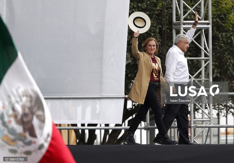 México: Manifestação marca os 4 anos de governo do Presidente Lopez Obrador