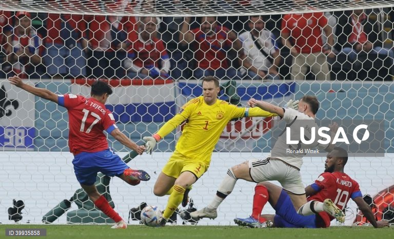 A Alemanha despediu-se do Mundial no Qatar mesmo tendo vencido por 4-2 a Costa Rica, em jogo da terceira jornada do Grupo E. Os alemães terminam esta primeira fase com os mesmos pontos da Espanha, mas ficaram em desvantagem no desempate entre golos marcados e sofridos.