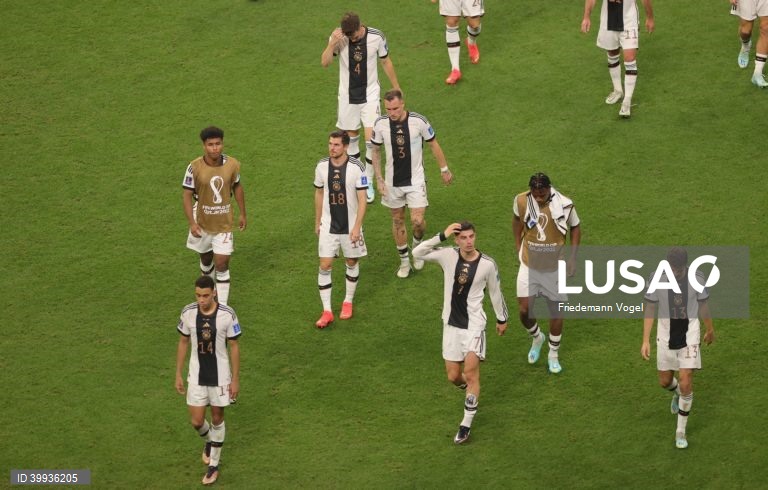 A Alemanha despediu-se do Mundial no Qatar mesmo tendo vencido por 4-2 a Costa Rica, em jogo da terceira jornada do Grupo E. Os alemães terminam esta primeira fase com os mesmos pontos da Espanha, mas ficaram em desvantagem no desempate entre golos marcados e sofridos.