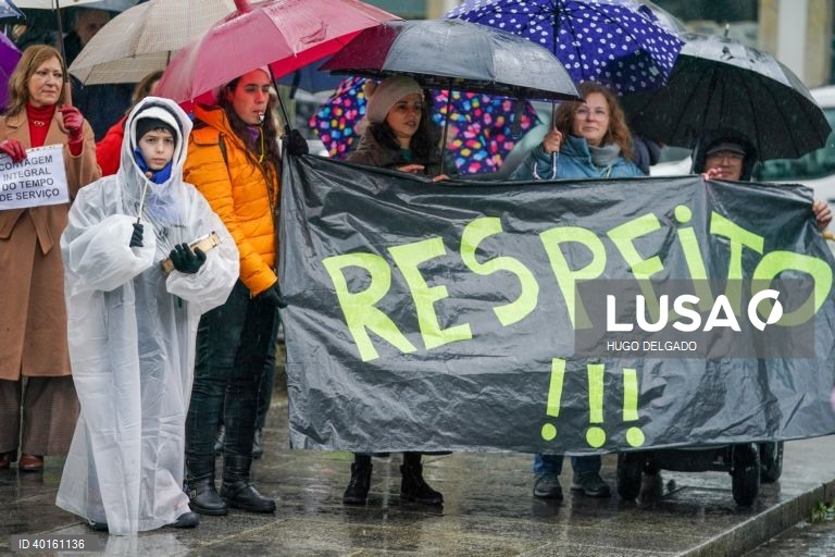 Greve nacional de professores por distritos: concentração em Braga