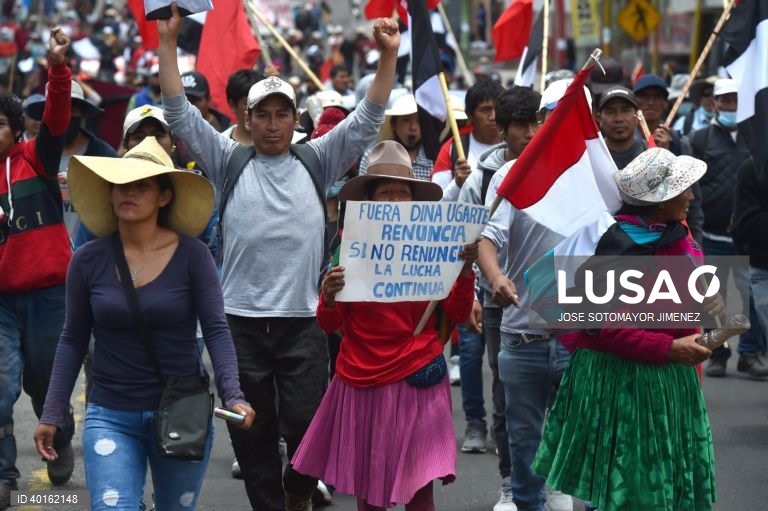 Peru: Manifestação em Lima contra a Presidente Dina Boluarte