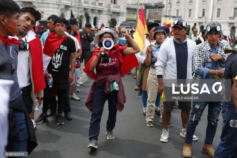 Peru: Manifestação em Lima contra a Presidente Dina Boluarte
