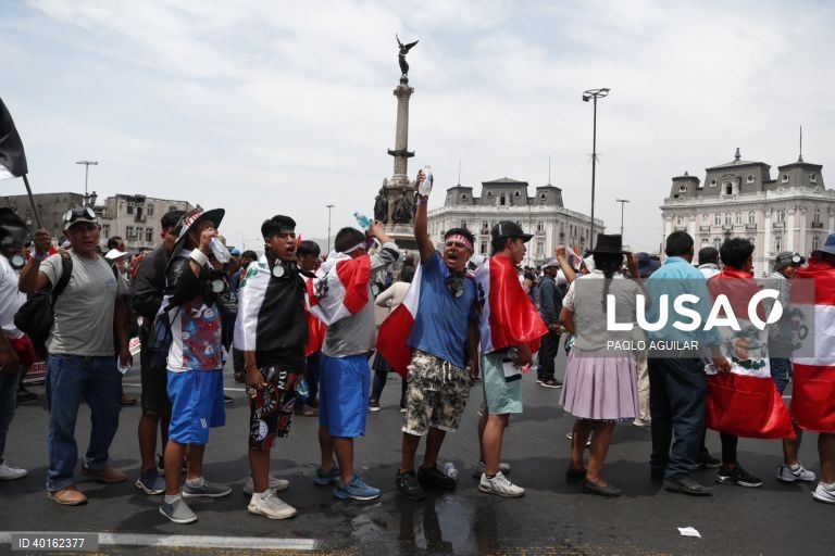 Peru: Manifestação em Lima contra a Presidente Dina Boluarte