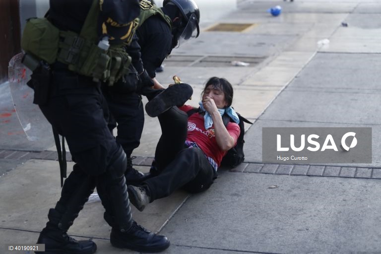 Peru: Uma nova onda de protestos contra o Governo toma as ruas de Lima