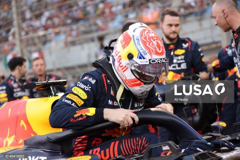 O piloto Max Verstappen vence Grande Prémio do Bahrain de Fórmula 1.