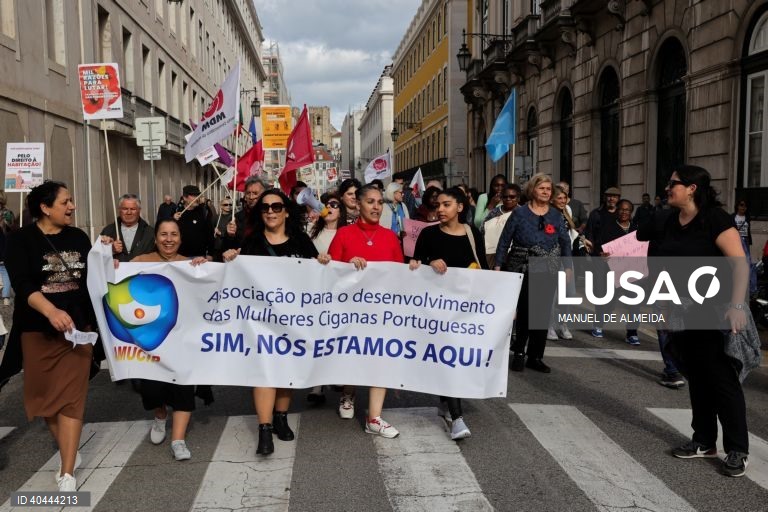 Manifestação Nacional de Mulheres em Lisboa
