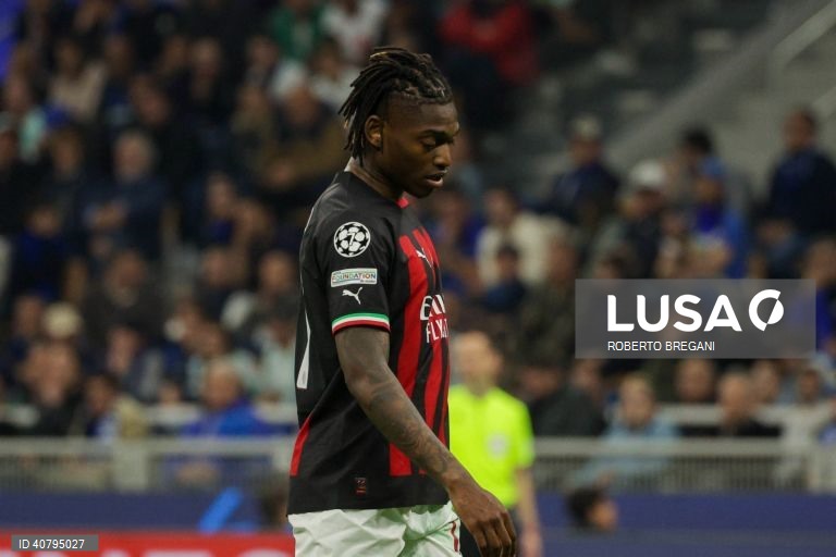 Inter Milão garantiu hoje a presença na final da Liga dos Campeões de futebol, ao vencer em casa o 'vizinho' AC Milan, por 1-0, na segunda mão das meias-finais.