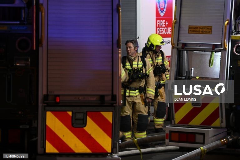 Austrália: incêndio destrói edifício no centro de Sydney