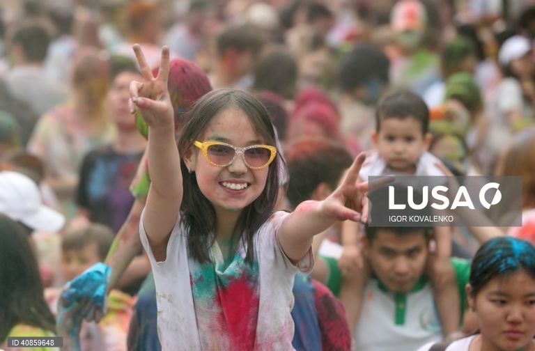 Quirguistão: Festival das Cores em Bishkek