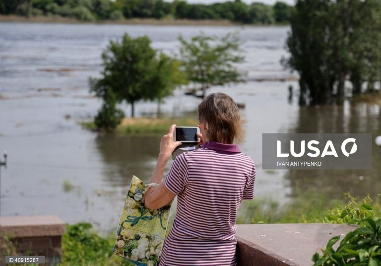 Ucrânia: destruição da barragem de Nova Kakhovka no rio Dnipro causa inundações e coloca em risco milhares de pessoas