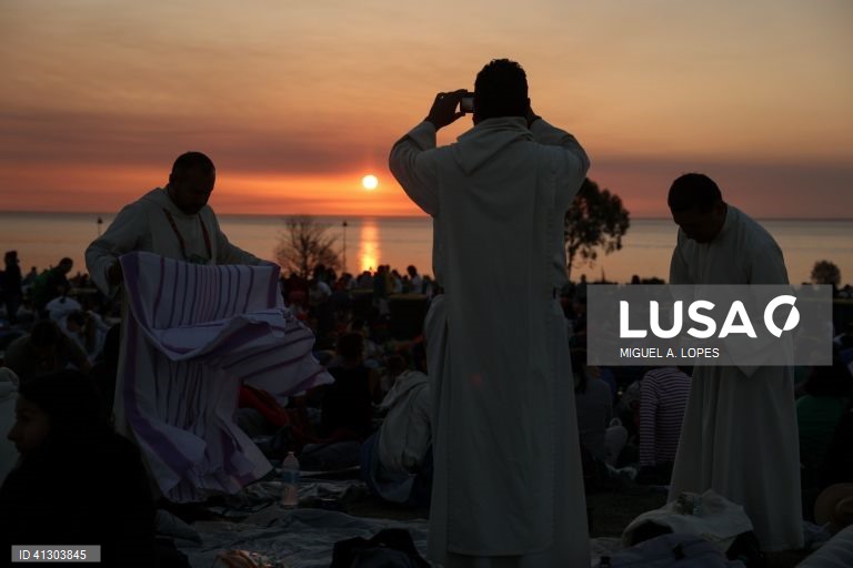 JMJ: Nascer do Sol no Parque Tejo