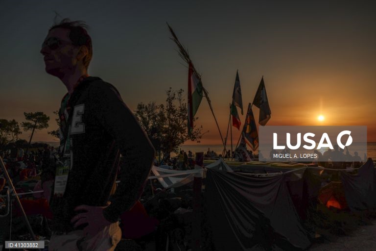 JMJ: Nascer do Sol no Parque Tejo