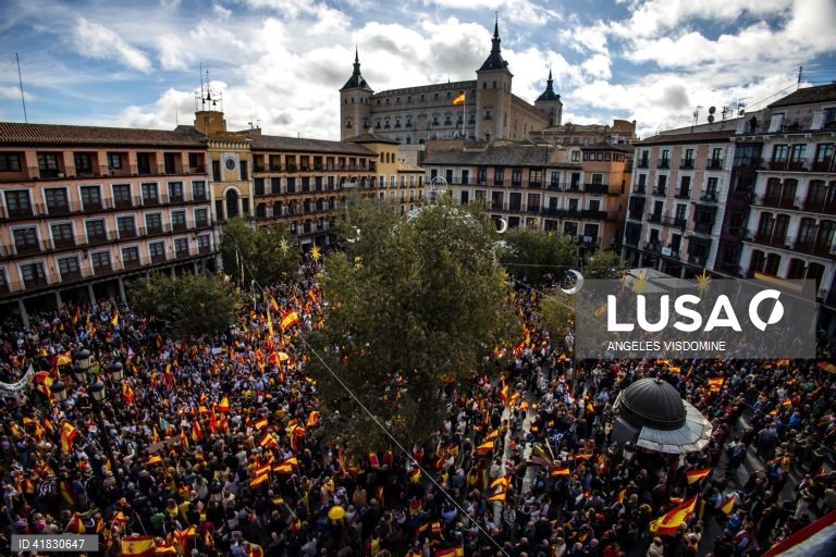 Espanha: Manifestações contra projeto de amnistia do partido socialista espanhol (PSOE) para separatistas catalães