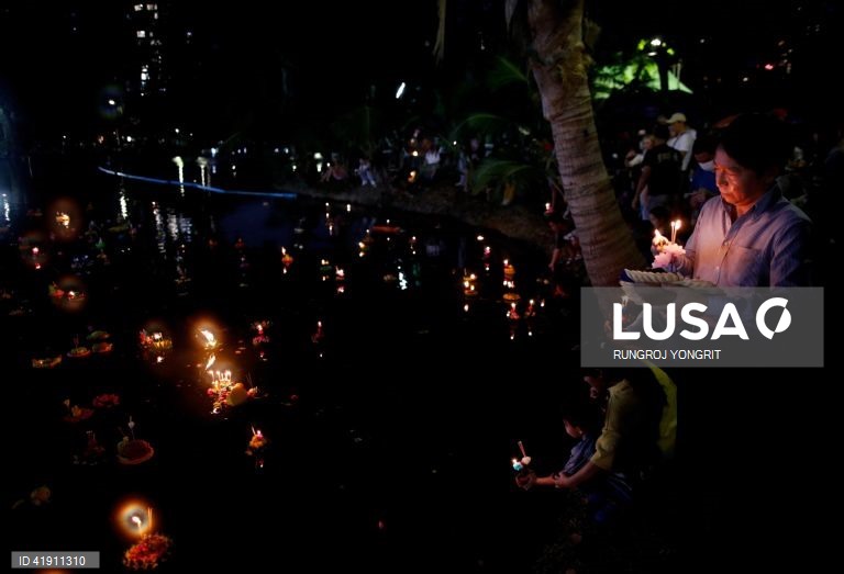 Tailândia: Festival Loy Krathong em Banguecoque