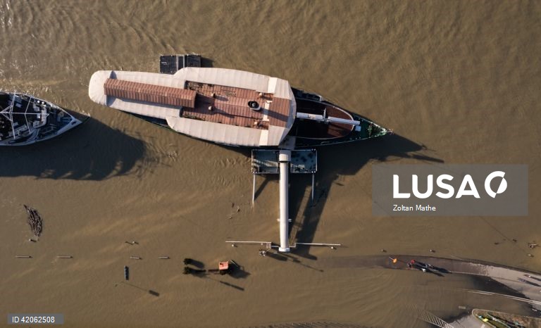 Hungria: Rio Danúbio provoca cheias em Budapeste