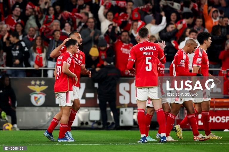 Futebol: Benfica vs Famalicão