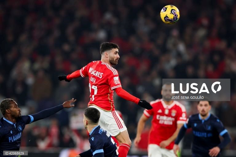 Futebol: Benfica vs Famalicão