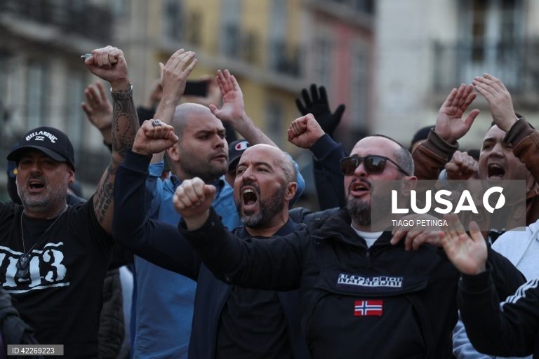 Lisboa: Manifestação contra imigração e "Contra a Islamização da Europa”.