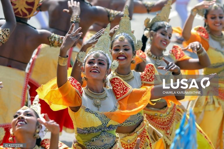 Sri Lanka: Desfile do 76º Dia da Independência 