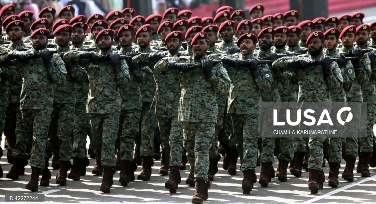Sri Lanka: Desfile do 76º Dia da Independência 