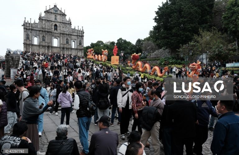 Preparativos para o Ano Novo Chinês em Macau
