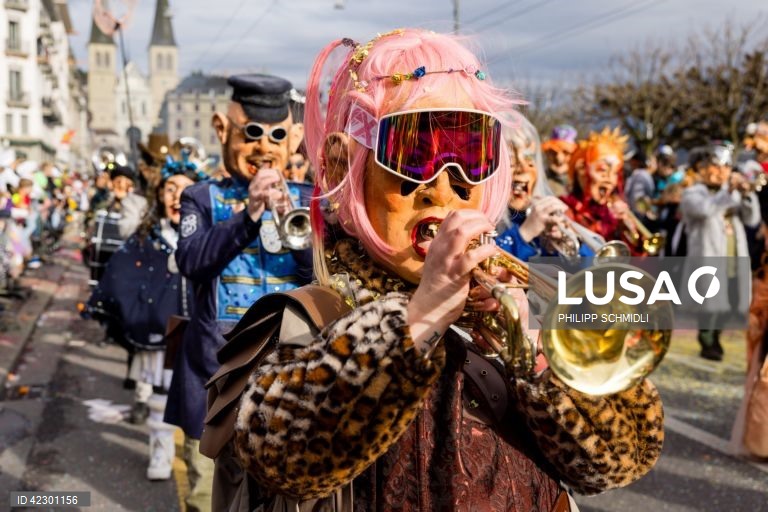 Início do carnaval em Lucerna