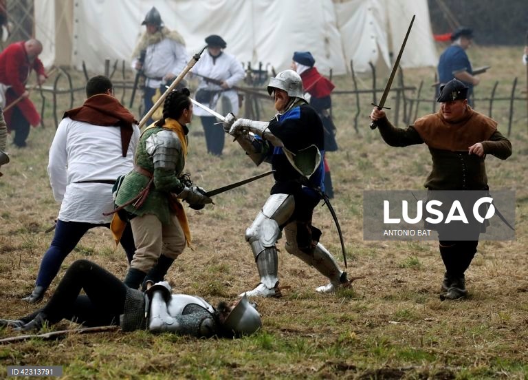 Croácia: Encenação da Revolta dos Camponeses de 1573 em Donja Stubica