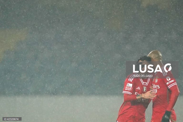 Futebol: Vitória de Guimarães v Benfica